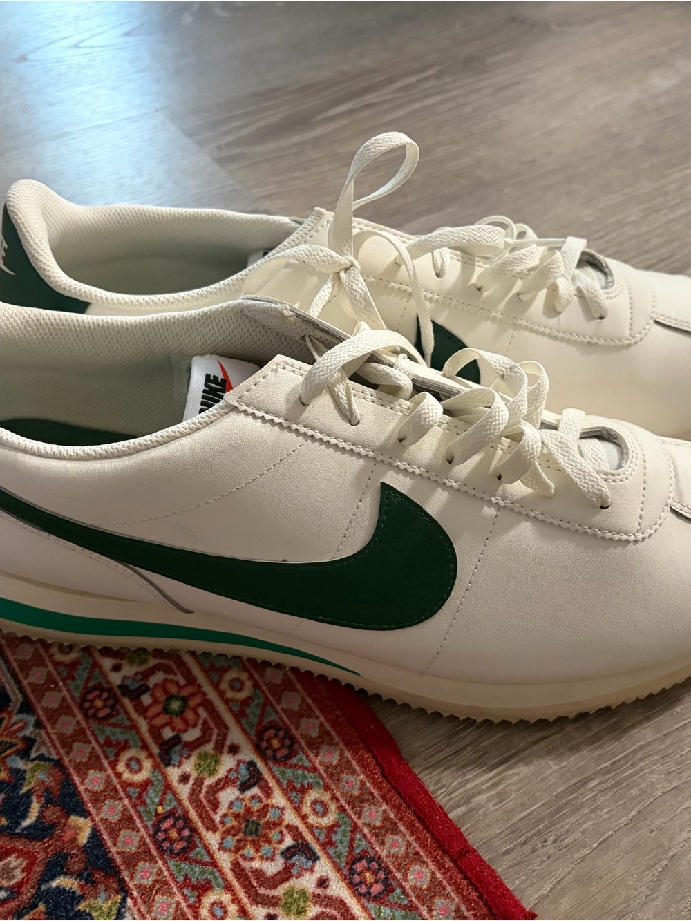 Nike Cortez Sail Gorge Green Lace-Up Sneakers Low Top
